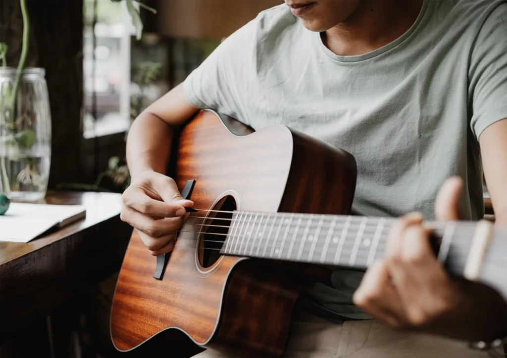 Teamuitje workshop Gitaar spelen met Ruben Hoeke