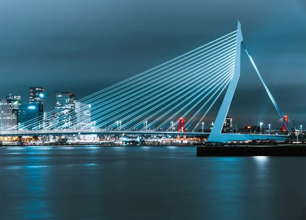 Erasmusbrug in Rotterdam - een andere Rotterdam ervaring